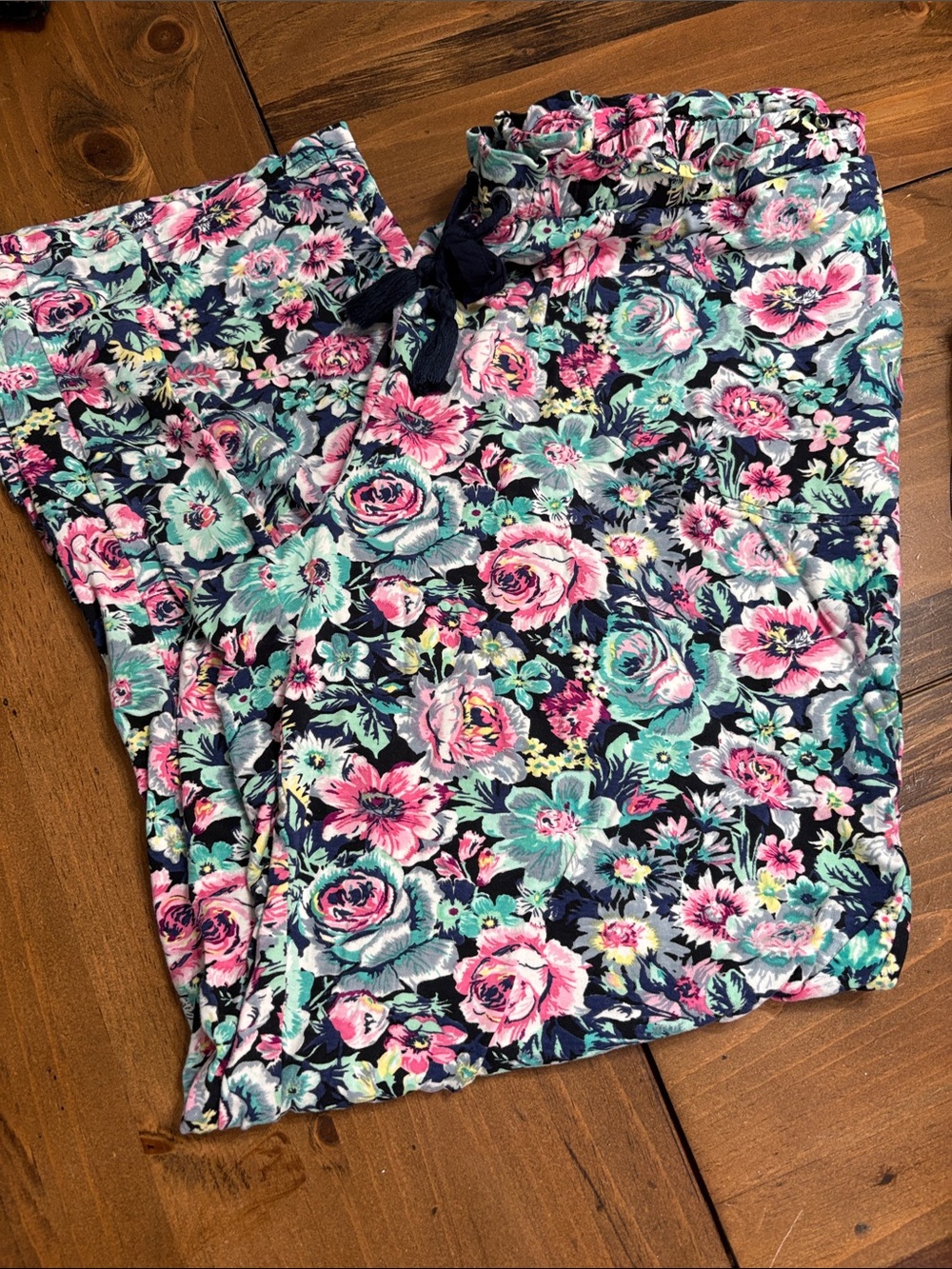 Vera Bradley Floral Lounge Pants - Navy Background with Pink & Mint Flowers